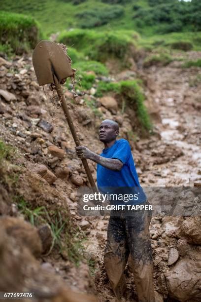 Coltan Mining Photos and Premium High Res Pictures - Getty Images