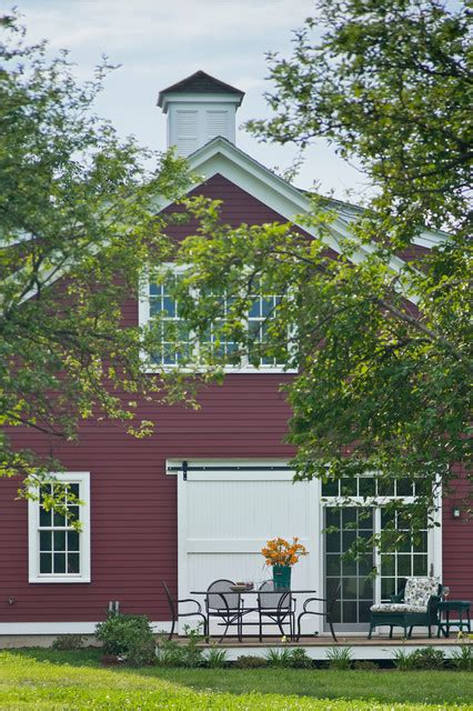 John Belknap Carriage House Landhausstil H User Burlington Von