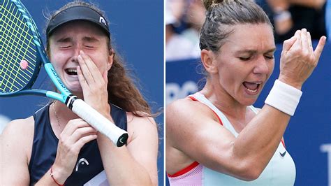 Us Open Simona Halep Moment Leaves Fans In Shock Yahoo Sport