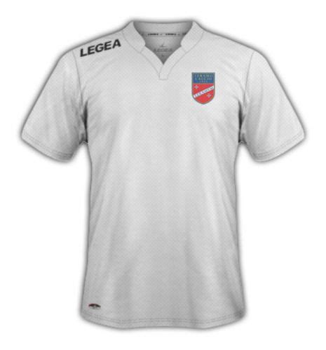 Ss Teramo Calcio Kits