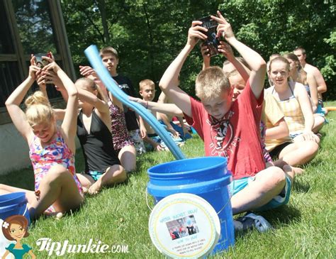 Water Bucket Relay Game for Kids – Tip Junkie