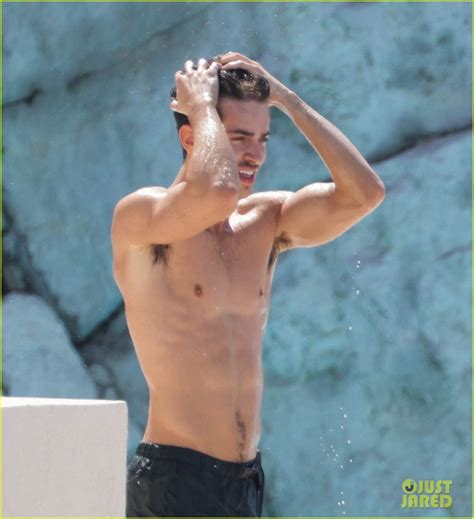 Manu Rios Goes Shirtless During A Cannes Beach Day Photo