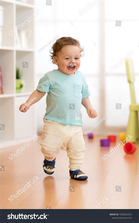 First Steps Baby Toddler Learning Walk Stock Photo 1066002323 | Shutterstock