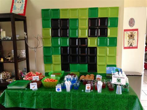 MiniVantastic: Party Time: Minecraft Themed Birthday