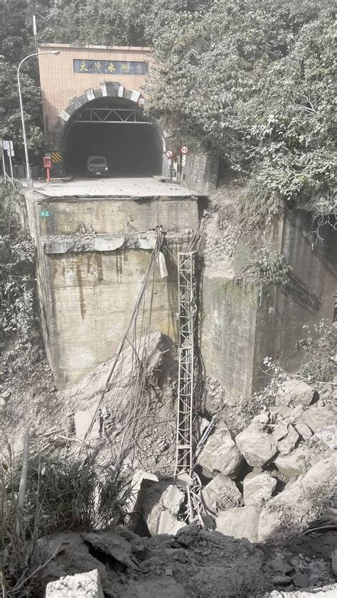 花蓮強震》影片曝光！蘇花公路崇德段走山 大清水隧道出口道路坍塌 生活 自由時報電子報