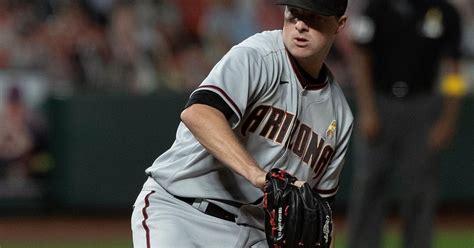 Diamondbacks 2021 Non-Roster Invitees, Part 2: Left-handed pitchers ...