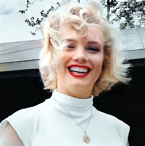 The Marilyn Diaries On Twitter Marilyn Monroe Portrait Blonde