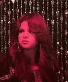 Selena Gomez Shocked Face GIFs | Tenor