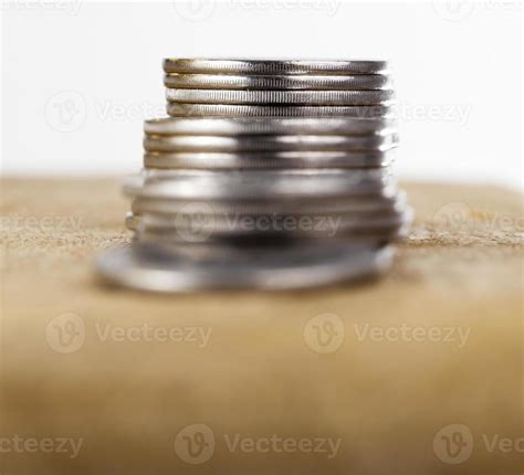 pile of silver coins 9706797 Stock Photo at Vecteezy