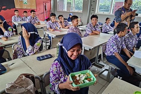 Kabupaten Tangerang Jadi Percontohan Makan Siang Gratis ANTARA News