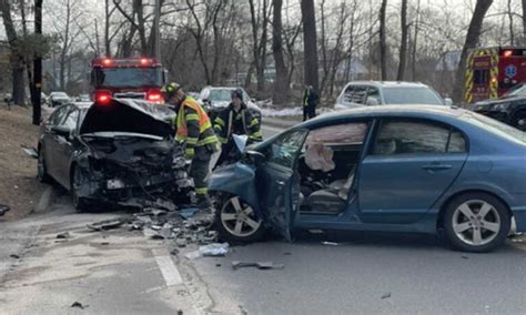 Head On Crash In Wayland Sends 2 Drivers To Area Hospitals Fire Officials Middlesex Daily