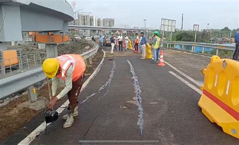 Mmrda Fines Contractor Rs 1 Crore After Cracks Appear On Mumbai Trans