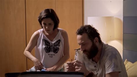 Nude Video Celebs Fernanda Vasconcellos Nude Rua Do Sobe E Desce