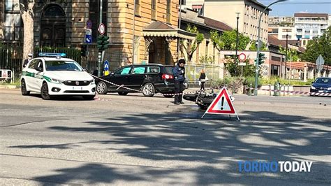 Incidente In Corso Turati Angolo Via Magellano E Via Loria A Torino