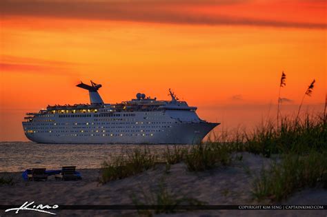 Cruise Ship Port of Palm Beach Singer Island Florida | HDR Photography ...