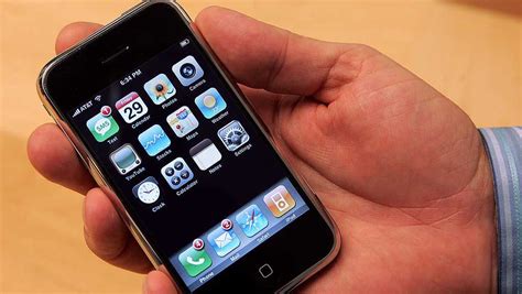 First edition Apple iPhone sells for $39k in auction