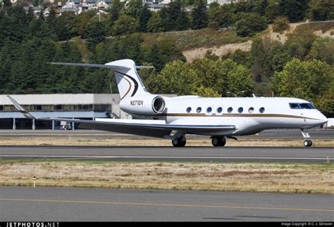 JEFF BEZOS • Net Worth $177 Billion • G650ER • Private Jet • N271DV ...