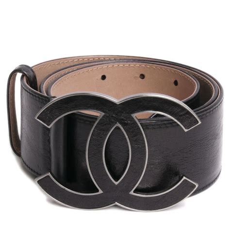 Ceinture CHANEL T 90 cuir noir et boucle double C gainée de cuir noir