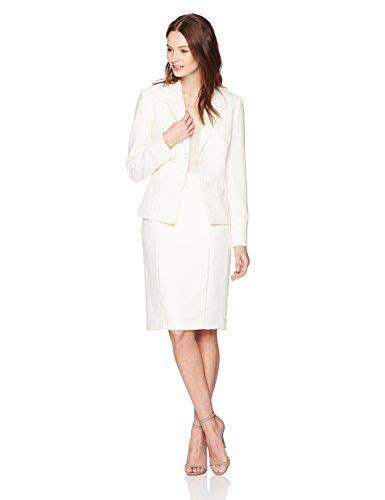 Tahari By Arthur S Levine Women S Crepe Two Button Skirt Suit With