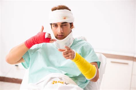 The Young Injured Man Staying in the Hospital Stock Image - Image of bandaged, alone: 139569357