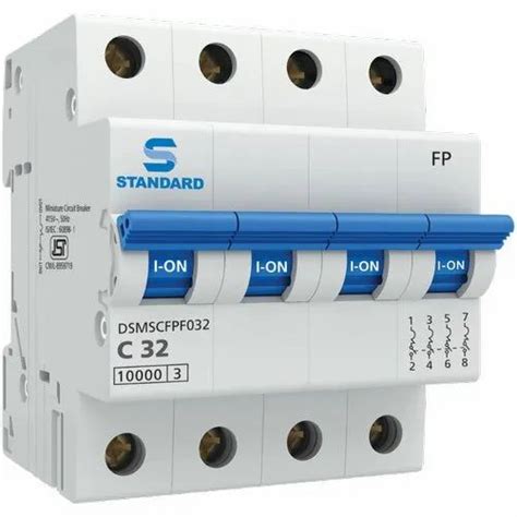 Three Phase 415 V Standard 32 A MCB Switch Model Name Number