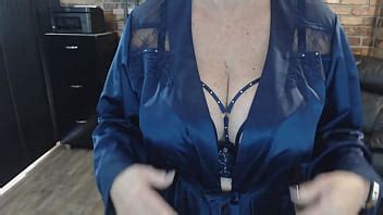 Stepmom Monte From Australia Wants You To Too Concentrate On Her Big Boobs Xvideos