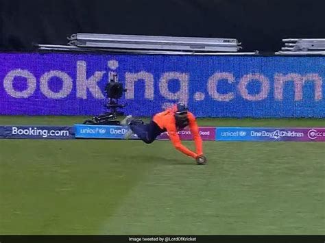 India vs England: Ravindra Jadeja Takes Wonder Catch To Dismiss Jason ...