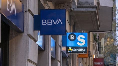 Bbva Anuncia Una Opa Hostil Para Absorber Al Banc Sabadell