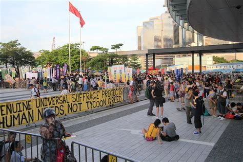 Evento 2015 De La Marcha De Hong Kong Del Vigésimo Sexto Aniversario De Las Protestas De La