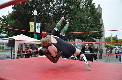 Side Belly to Belly Suplex by davidducker on DeviantArt