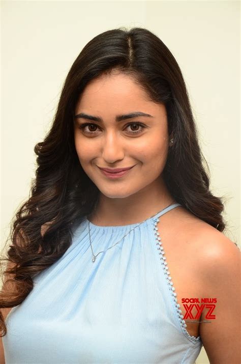 Actress Tridha Choudhury Stills From 7 Movie Pre Release Press Meet