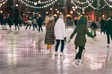 Cu Les Son Las Mejores Pistas De Patinaje De Hielo Al Aire Libre