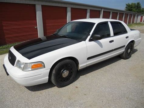 Purchase Used 2004 Ford Crown Victoria Police Interceptor Grand Marquis