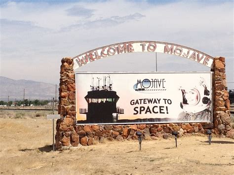 A California Desert Town On The Way Up To Space The New York Times