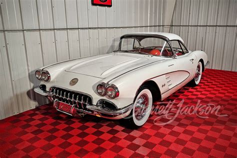 1958 CHEVROLET CORVETTE CONVERTIBLE