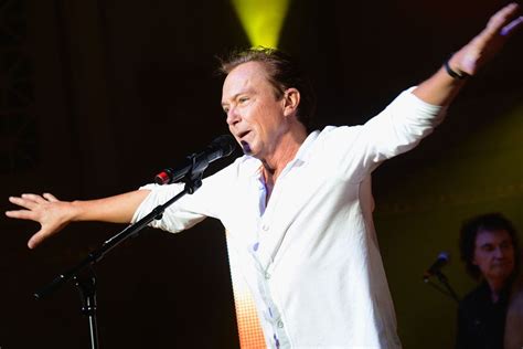 David Cassidy Reveals Hes Battling Dementia After Forgetting Lyrics On Stage London Evening