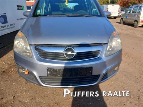 Opel Zafira 2 2 16V Direct Ecotec Salvage Vehicle 2005 Gray