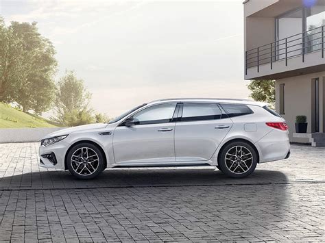 The Kia Optima Sportswagon Kia Uk Dealer Master