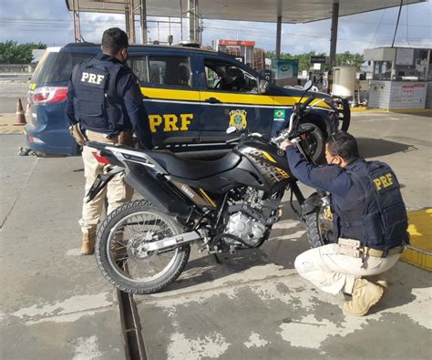 Polícia Rodoviária Federal Recupera Na Paraíba Moto Roubada Em