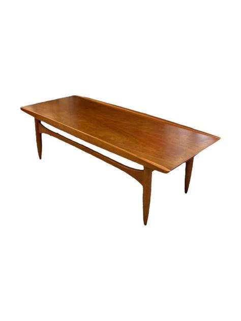 Vintage Mid Century Modern Wood Coffee Table By Lane For Sale At