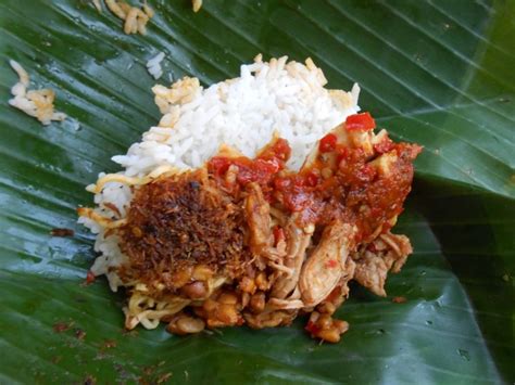 Nasi Jinggo Nasi Kucing Khas Bali