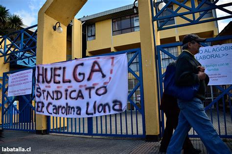 Huelga en el colegio Carolina Llona de Maipú continúa