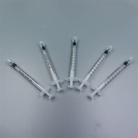 Wholesale Plastic Disposable Luer Lock Syringe With All Sizes China