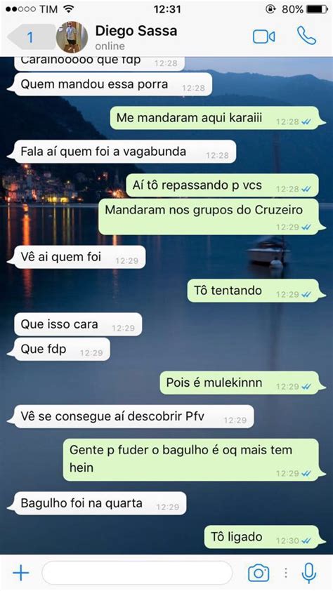 Jogador Sassá do Cruzeiro tem fotos e vídeos de festa vazados