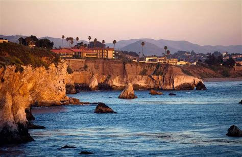 The Best Beach Towns in California: 12 Amazing Locations! | Disha Discovers