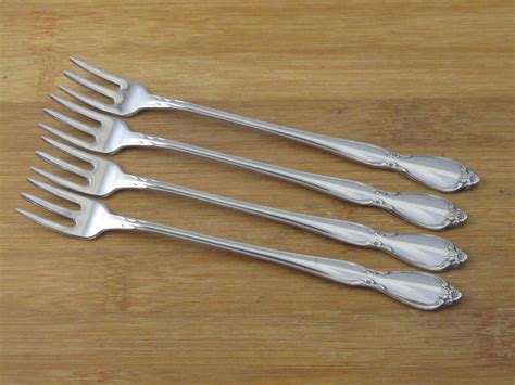 Set Of 4 FOUR Oneida Community Stainless CHATELAINE Cocktail Forks 6 1