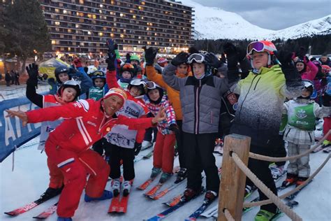 Depuis Ans Ce Moniteur De Ski Fait La Premi Re Trace Des Descentes