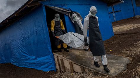 New Ebola Cases May Soon Reach 10 000 A Week Officials Predict The