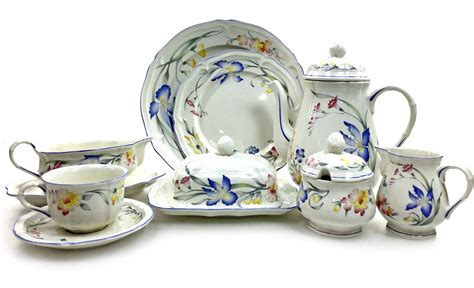 Lot 50 Villeroy And Boch Riviera Porcelain Dinnerware