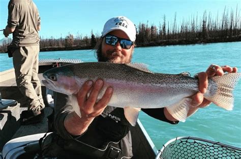 Kenai River Recon Kenai River Guided Fishing Trips For Trout Salmon